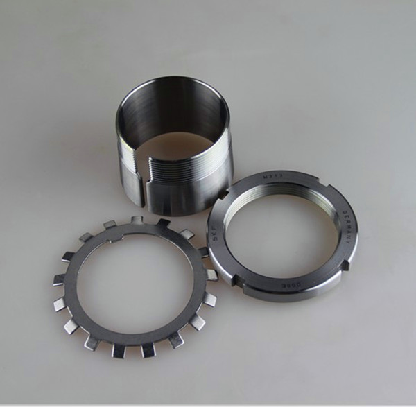 SKF H 305 E Adapter Sleeve